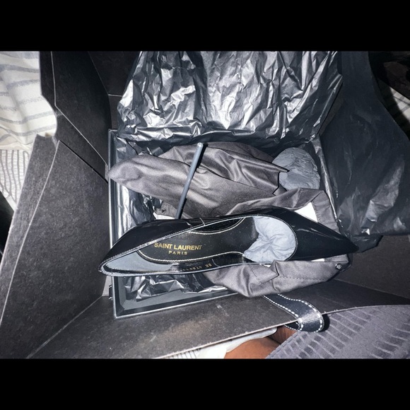 YSL Opyum Point-Toe Patent Leather Pumps NEVER WORN NEVER TRIED ON with box. - Picture 9 of 13